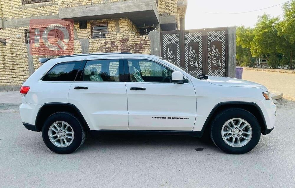 جيب جراند شيروكي